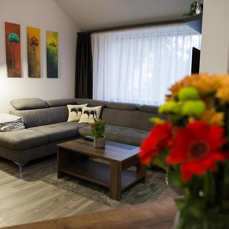 Appartamento Kikelet Apartman Szombathely Esterno foto