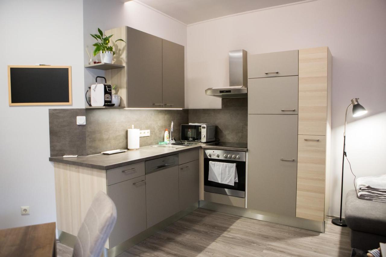 Appartamento Kikelet Apartman Szombathely Esterno foto