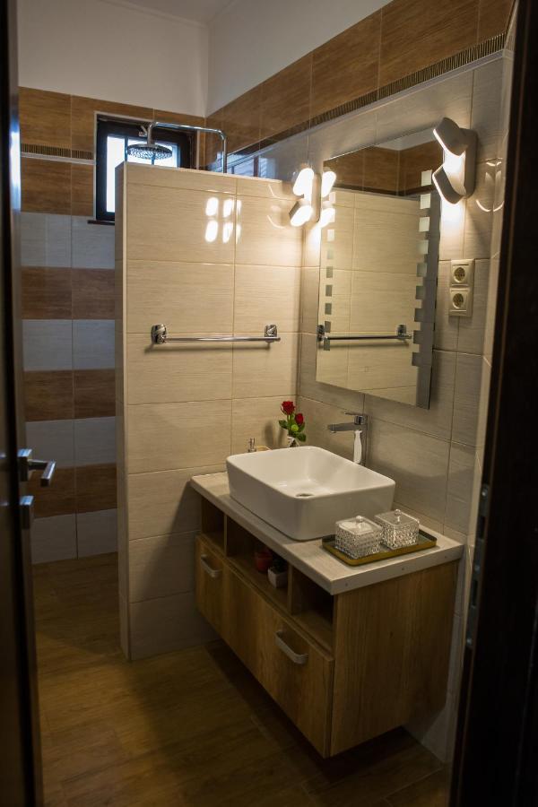 Appartamento Kikelet Apartman Szombathely Esterno foto